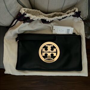 *Great Condition* Tory Burch Charlie Clutch